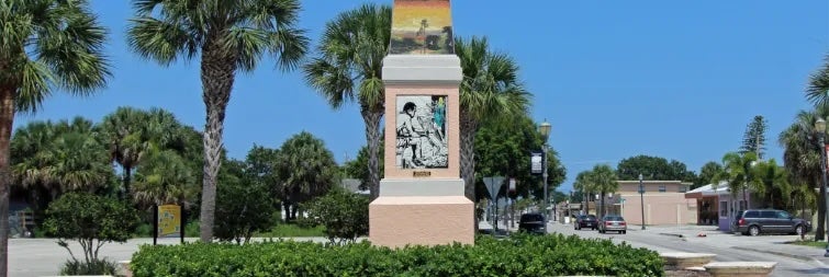 The Lincoln Park sign